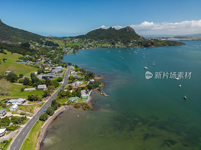 Whangarei Heads在新西兰的空中海岸线景观